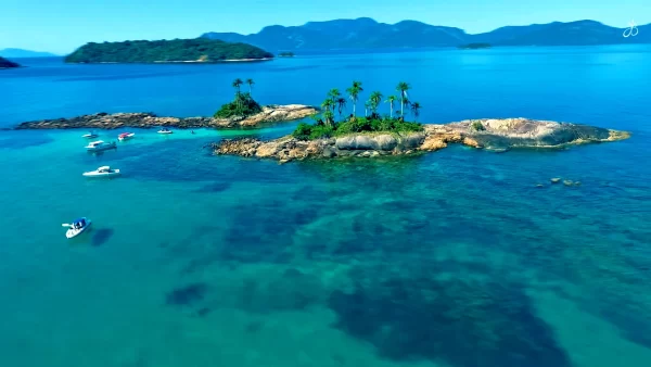 Ilha Grande: 🏝️ Explore o Paraíso Carioca com Transfer e Travessia Inclusos 🚐⛴️