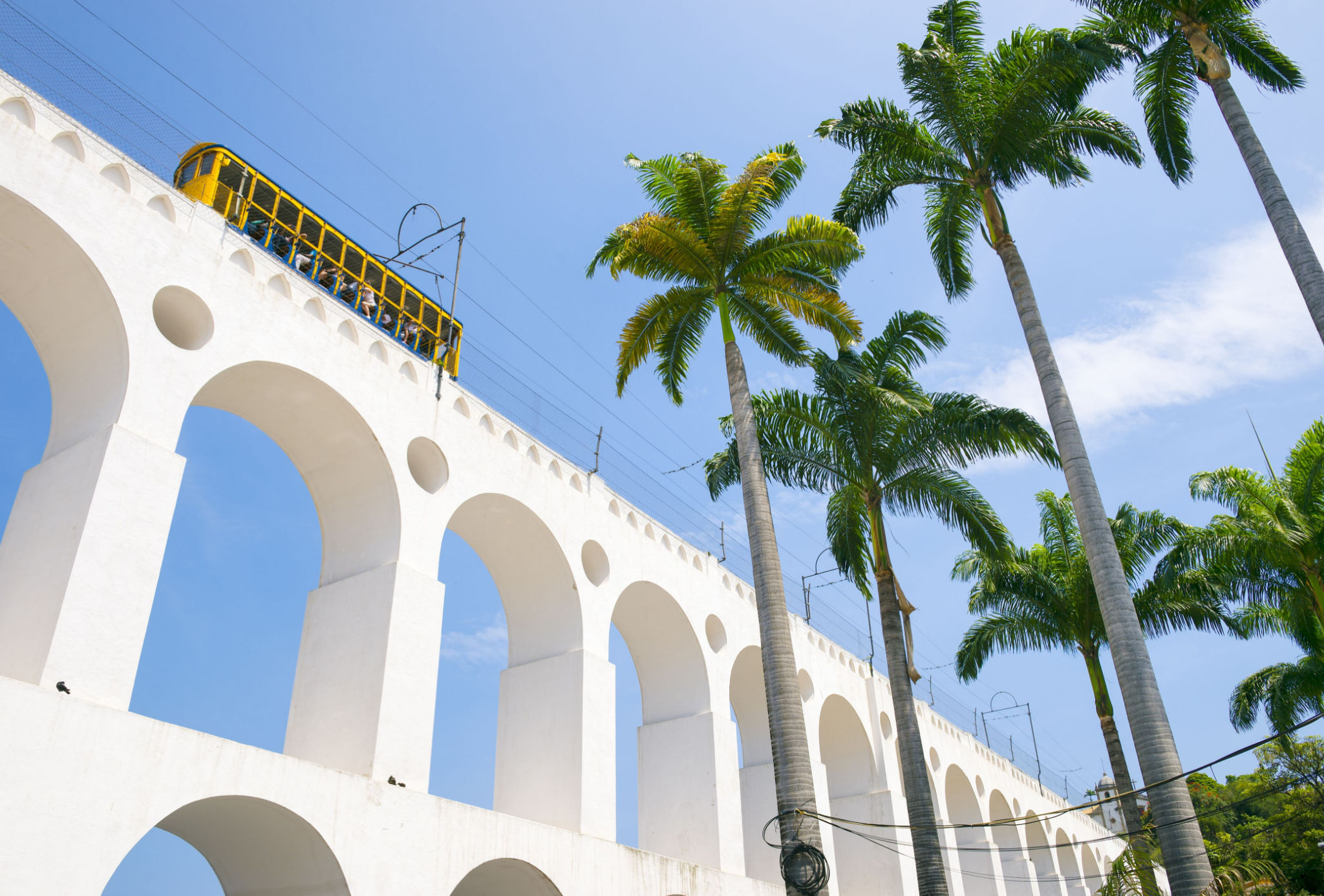 Explore o Rio de Janeiro com a LagLagos: Do Cristo Redentor à Lapa